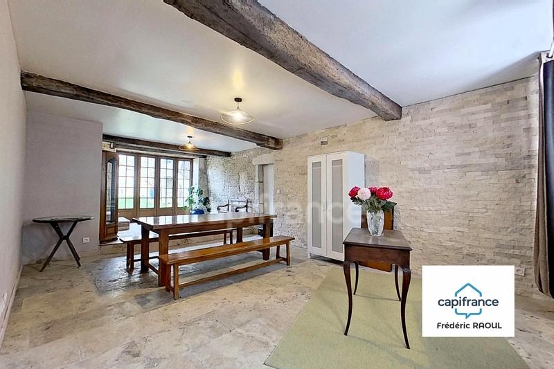 Propriété - 259 m² - 8 pièces