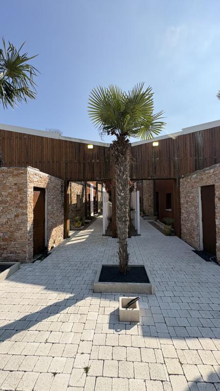 Appartement - 160 m² - 6 pièces