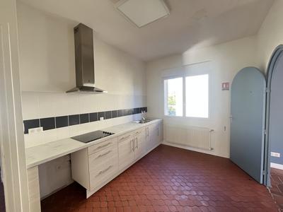 Maison - 170 m² - 6 pièces