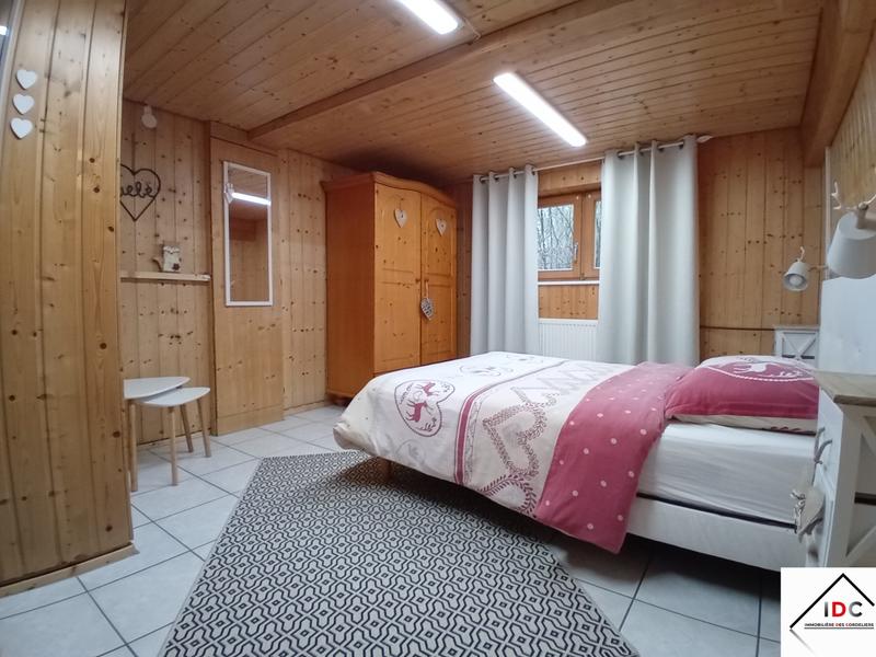 Châlet - 116 m² - 5 pièces