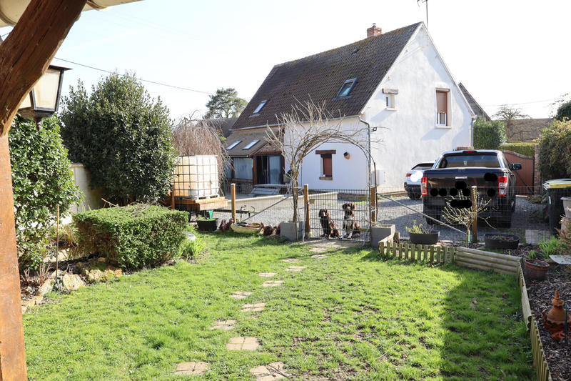 Maison - 101 m² - 5 pièces