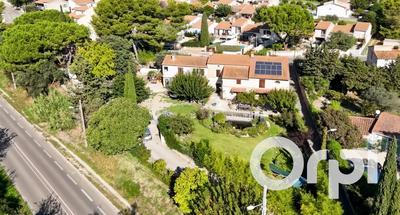 Mas - 270 m² - 8 pièces