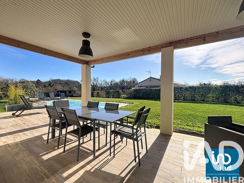 Maison - 136 m² - 8 pièces