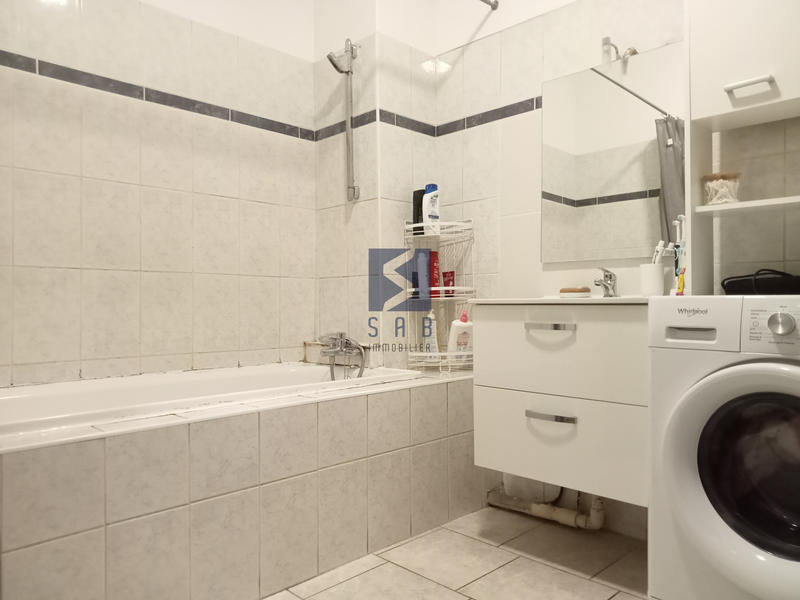 Appartement - 121 m² - 5 pièces