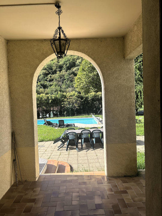 Villa - 220 m² - 8 pièces