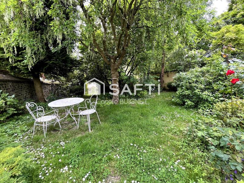 Maison - 195 m² - 7 pièces