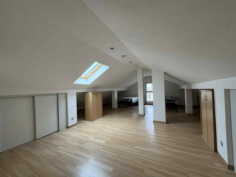 Maison - 101 m² - 5 pièces