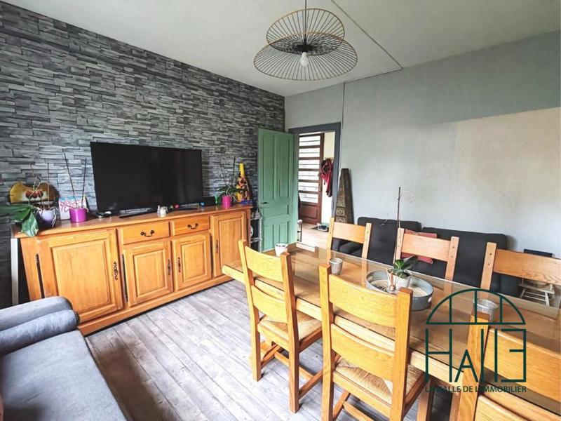 Maison - 140 m² - 6 pièces