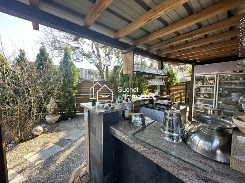 Local commercial - 400 m² - 10 pièces