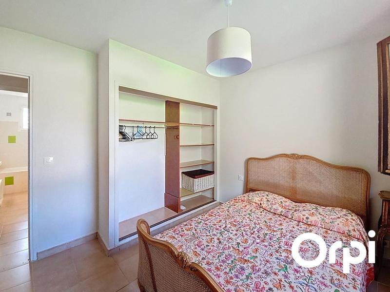 Maison - 208 m² - 6 pièces