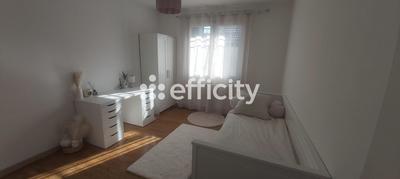 Maison - 117 m² - 5 pièces