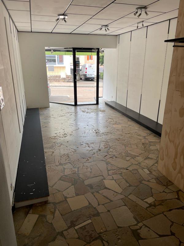Local commercial - 54 m²