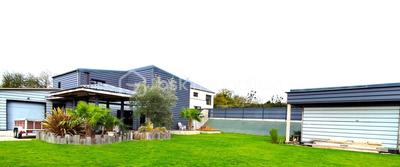 Maison - 167 m² - 9 pièces