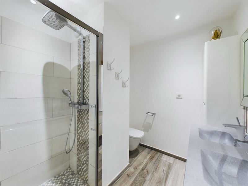 Appartement - 124 m² - 4 pièces