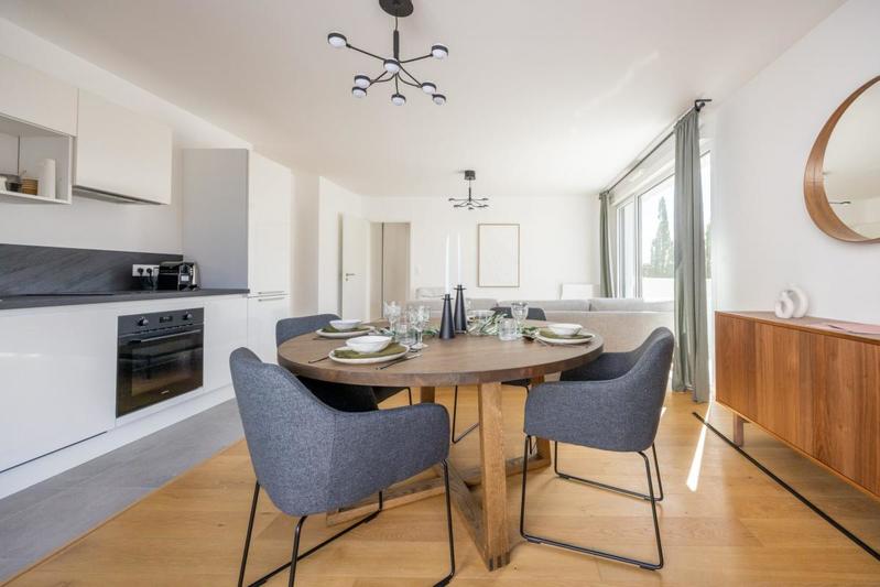 Appartement - 108 m² - 5 pièces