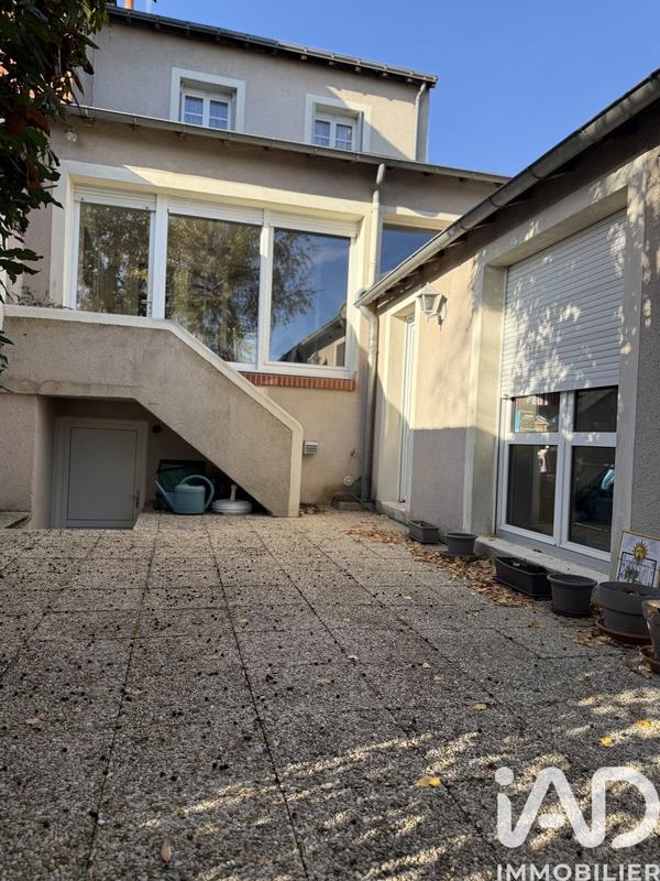 Maison - 135 m² - 6 pièces