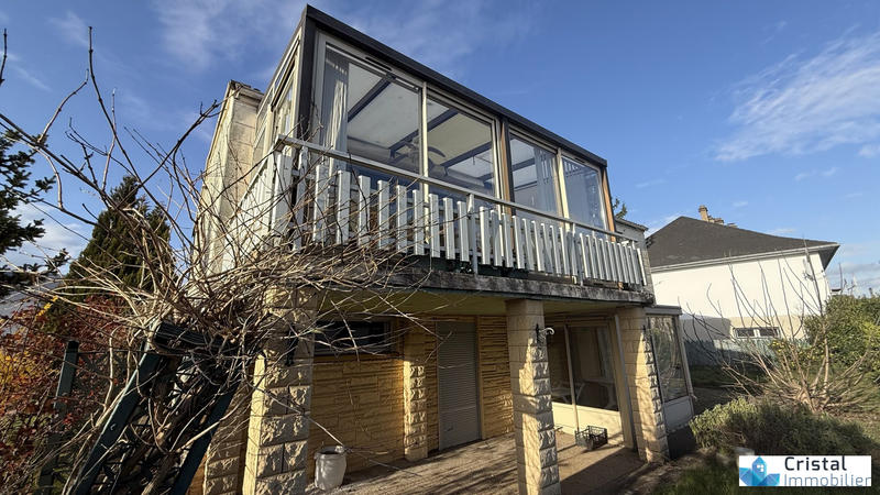 Maison - 104 m² - 5 pièces