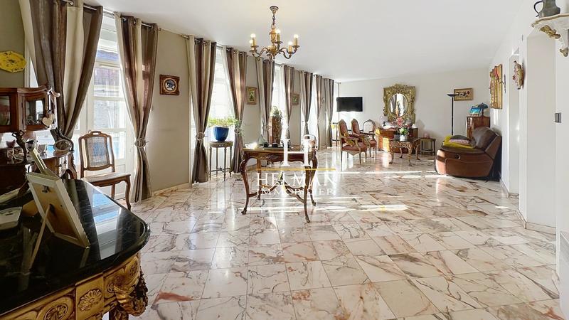 Appartement - 101 m² - 3 pièces