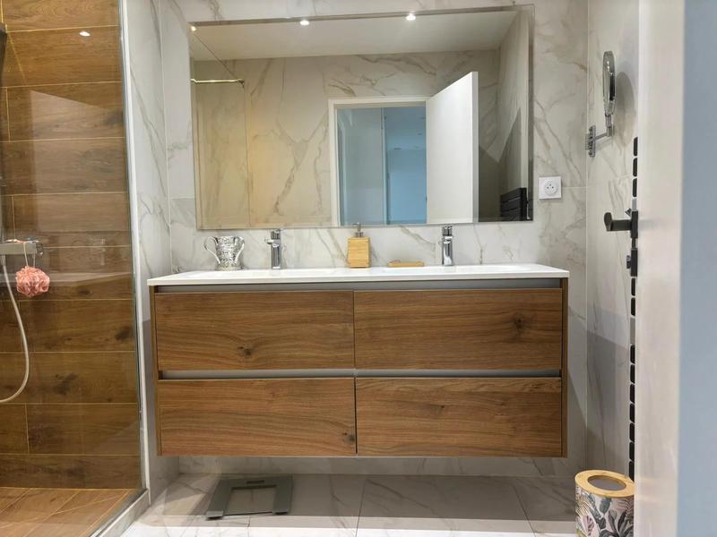 Appartement - 104 m² - 5 pièces