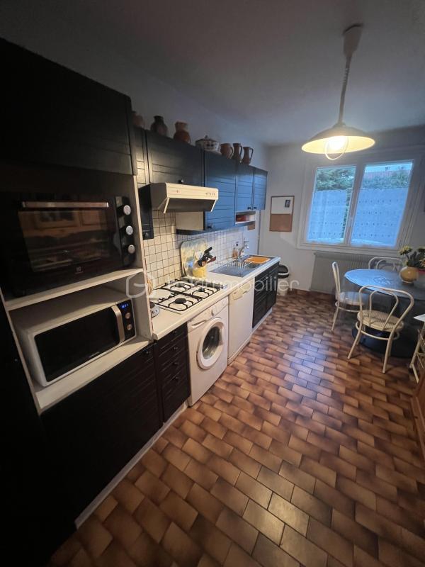 Appartement - 94 m² - 3 pièces