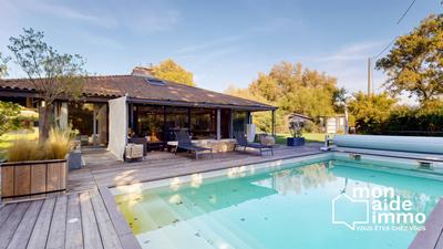 Maison - 136 m² - 5 pièces