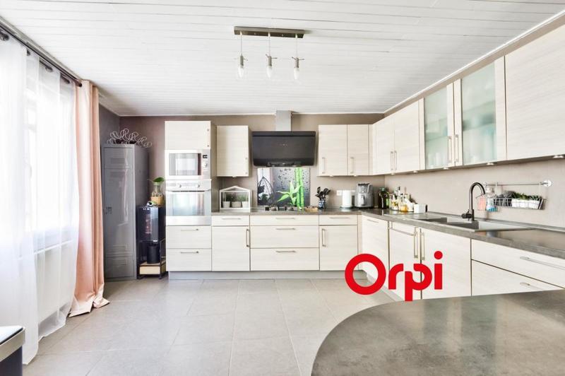 Duplex - 144 m² - 5 pièces