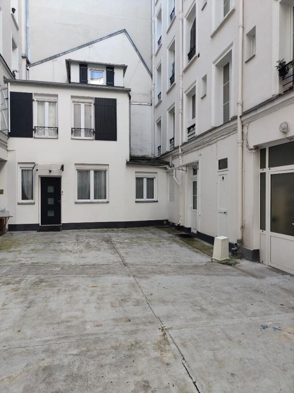 Maison - 80 m² - 8 pièces