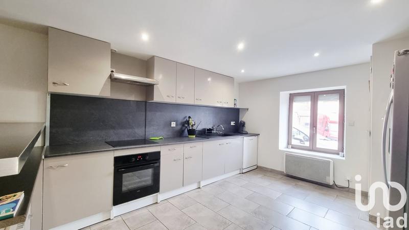 Maison - 96 m² - 3 pièces