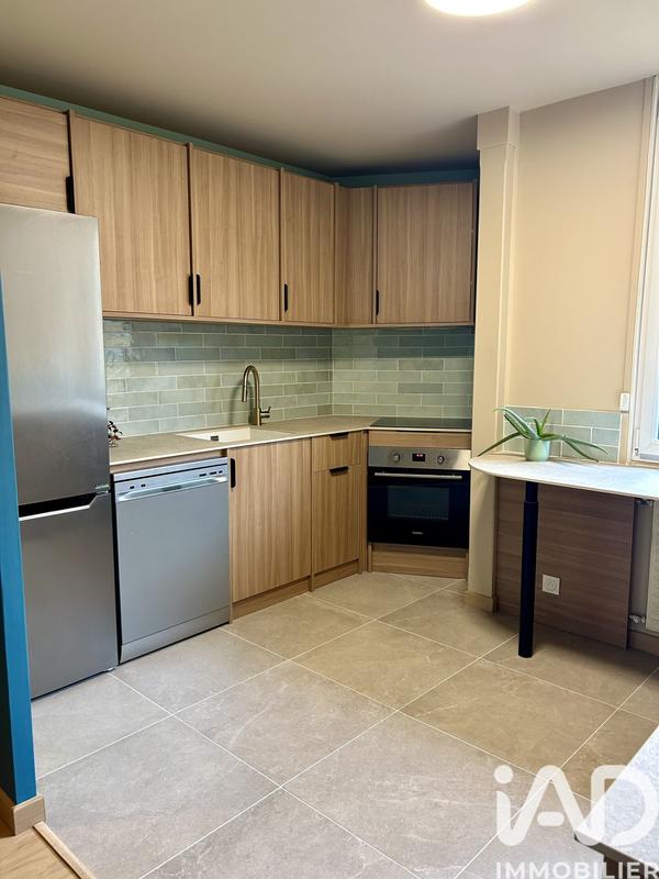 Appartement - 85 m² - 5 pièces