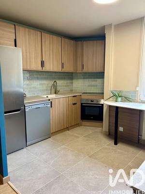 Appartement - 85 m² - 5 pièces