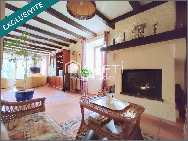 Maison - 230 m² - 7 pièces