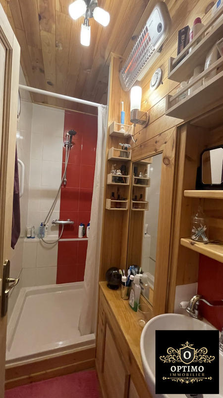 Villa - 168 m² - 9 pièces