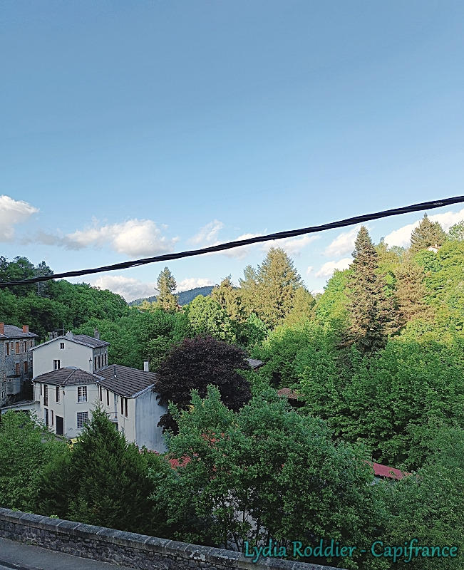 Immeuble - 243 m² - 15 pièces