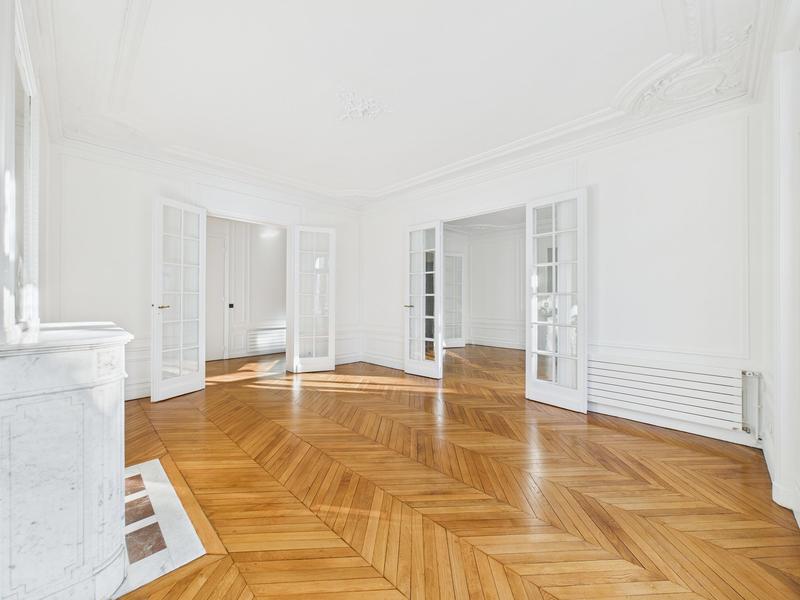 Appartement - 142 m² - 5 pièces