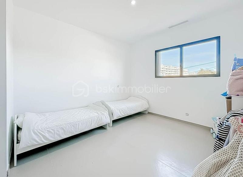 Maison - 170 m² - 5 pièces