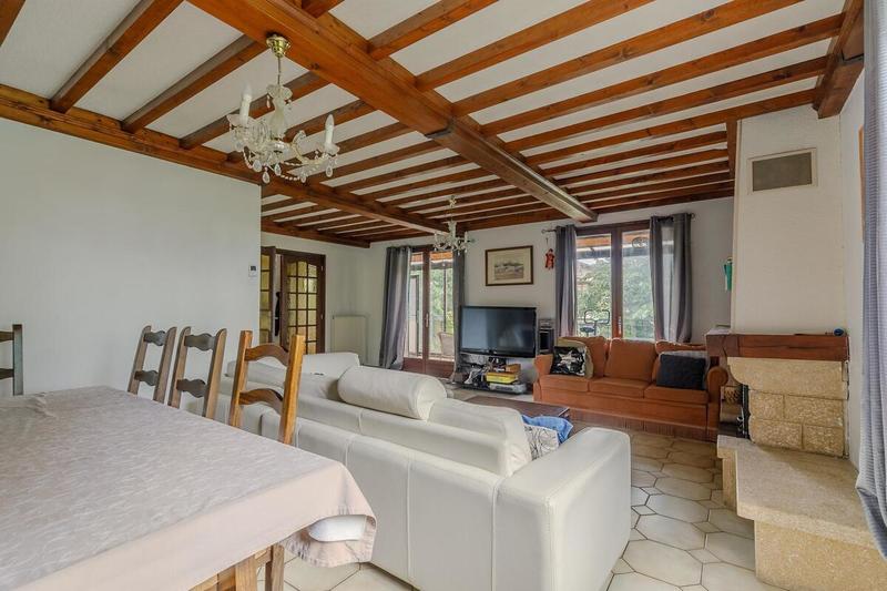 Maison - 170 m² - 6 pièces