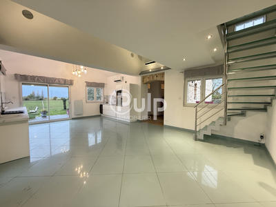 Pavillon - 130 m² - 5 pièces