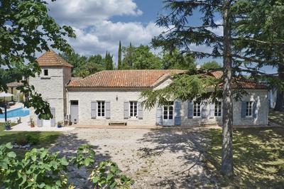Château - 450 m² - 14 pièces