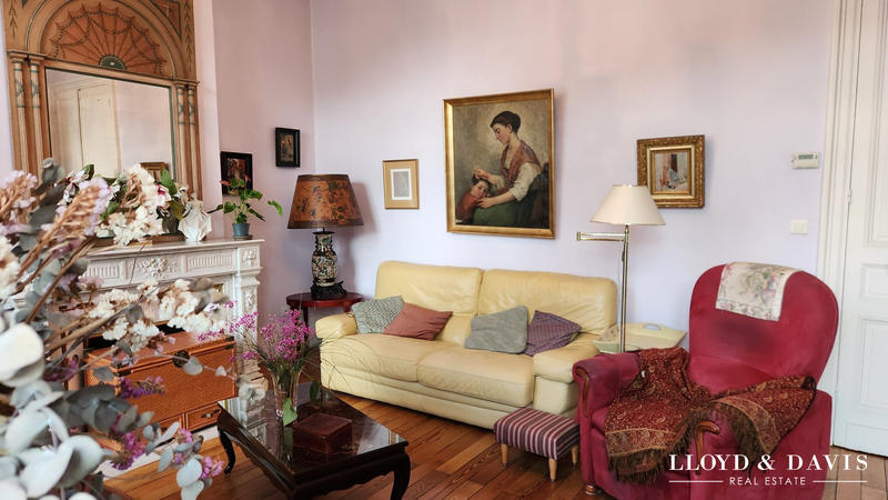 Appartement - 117 m² - 4 pièces