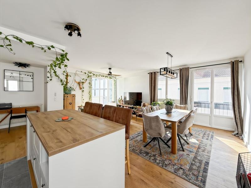 Penthouse - 83 m² - 3 pièces