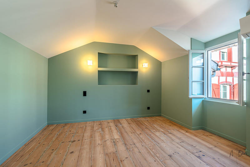 Appartement - 113 m² - 6 pièces