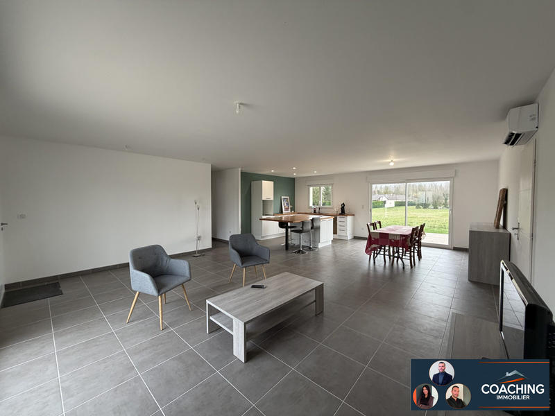 Maison - 104 m² - 5 pièces