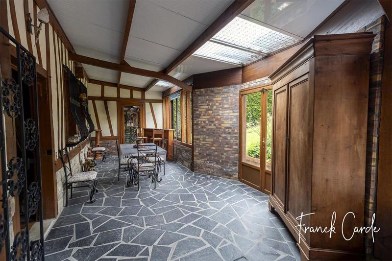 Chaumière - 170 m² - 7 pièces