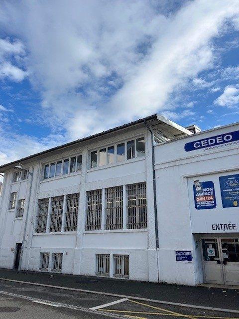 Bureau - 31 m² - 2 pièces