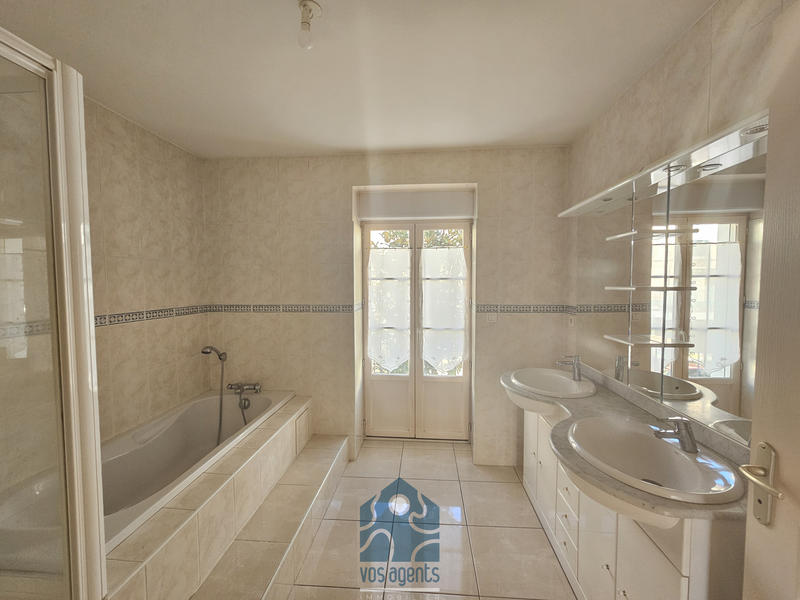 Appartement - 127 m² - 4 pièces