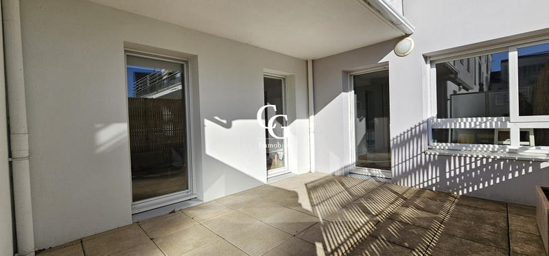 Appartement - 75 m² - 3 pièces