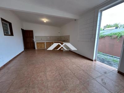 Maison traditionnelle - 142 m² - 5 pièces