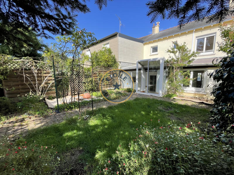 Maison - 94 m² - 5 pièces