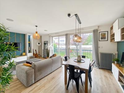 Maison - 100 m² - 4 pièces