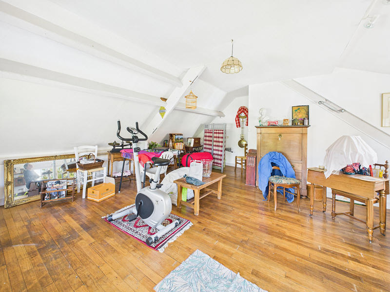 Maison - 190 m² - 7 pièces